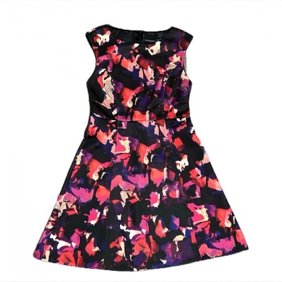 Cynthia‎ Rowley Women’s Dress Size 4 Scuba Material Foral Pattern Sleeveless - Picture 1 of 7